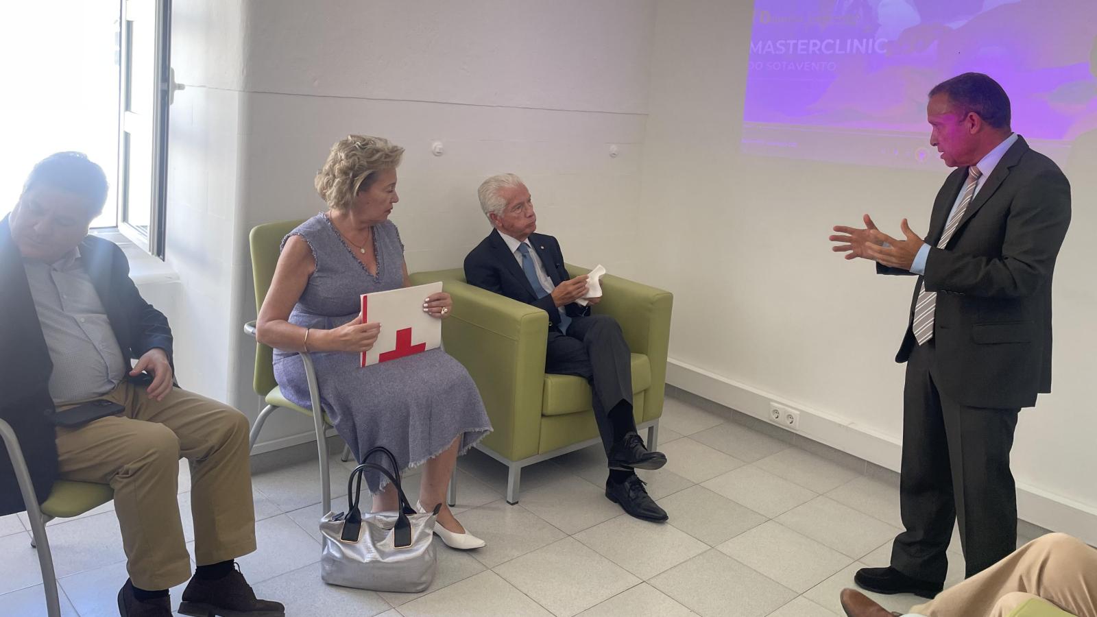 President of the Portuguese Red Cross, António Saraiva, visits Tavira Humanitarian Center