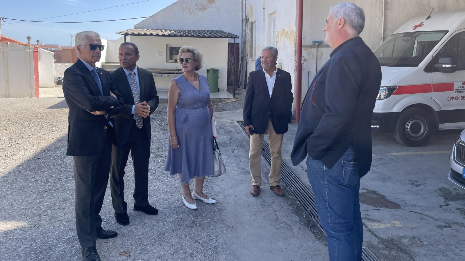 President of the Portuguese Red Cross, António Saraiva, visits Tavira Humanitarian Center