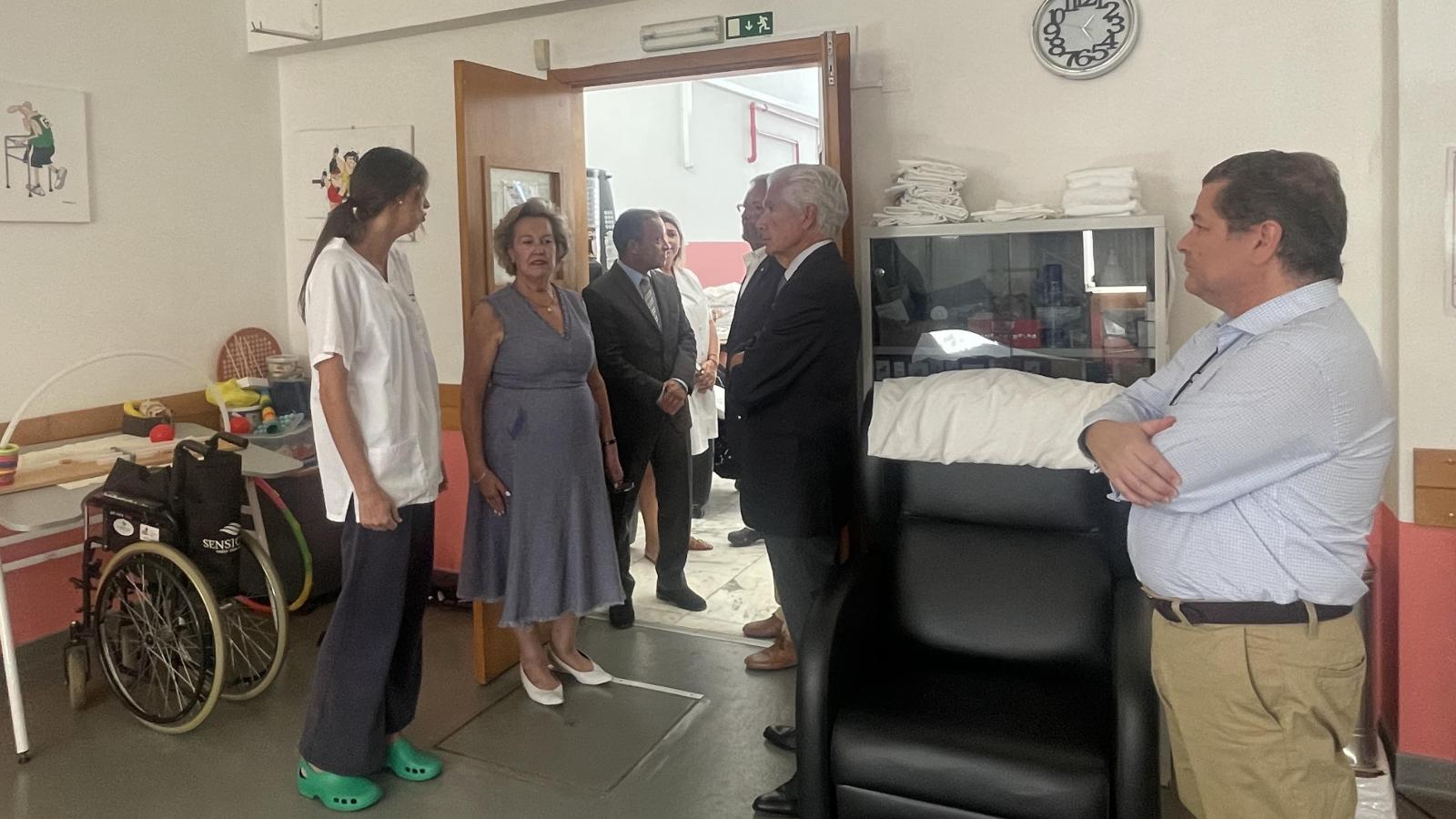 President of the Portuguese Red Cross, António Saraiva, visits Tavira Humanitarian Center