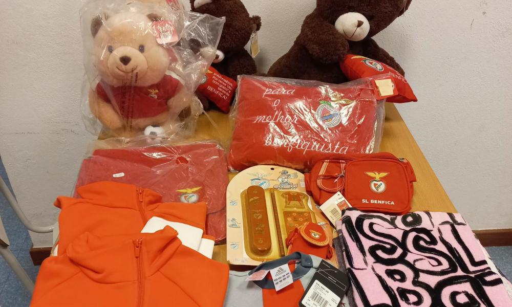 Casa Benfica de Tavira oferece prendas ao CAIC